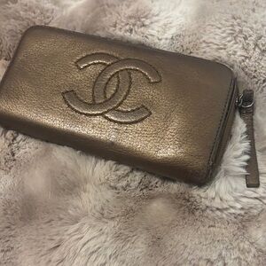 CHANEL Shimmering Bronze Wallet with box